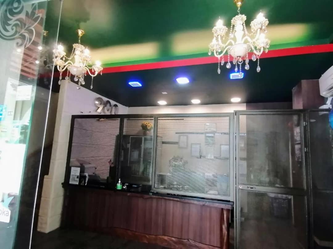 900 Inn Bintulu Dış mekan fotoğraf