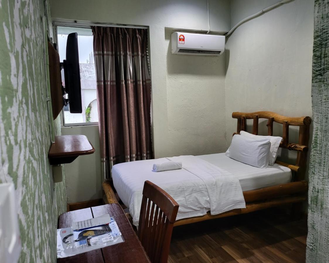 900 Inn Bintulu Dış mekan fotoğraf
