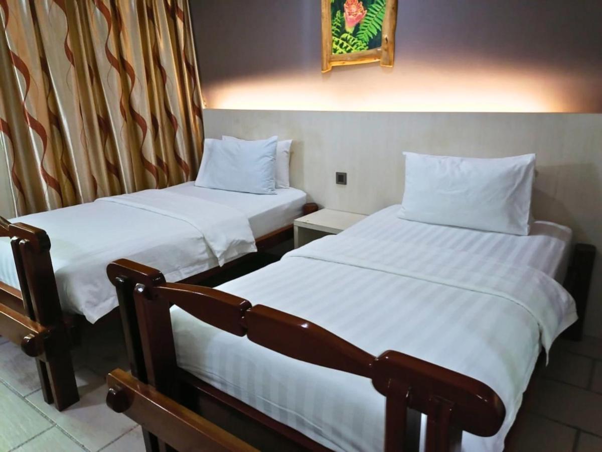 900 Inn Bintulu Dış mekan fotoğraf
